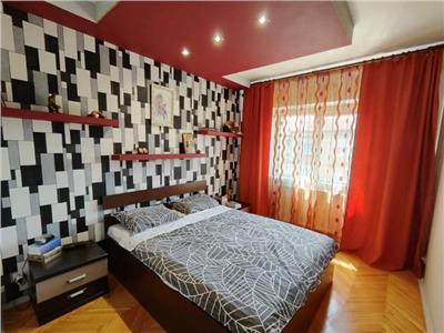 Apartament 3 camere Decomandat Soarelui cu vedere la Parcul Lidia