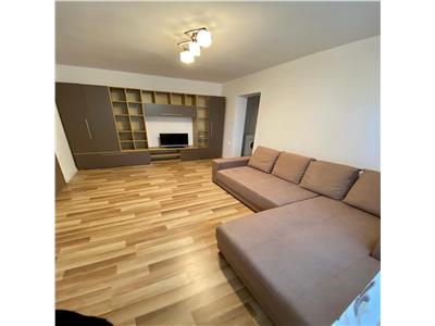 Apartament central 2 camere etaj 4 cu acoperis zona Tipografilor